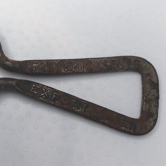 Vintage Fredericksburg Export Lager Beer Opener Tool - Picture 3 of 7